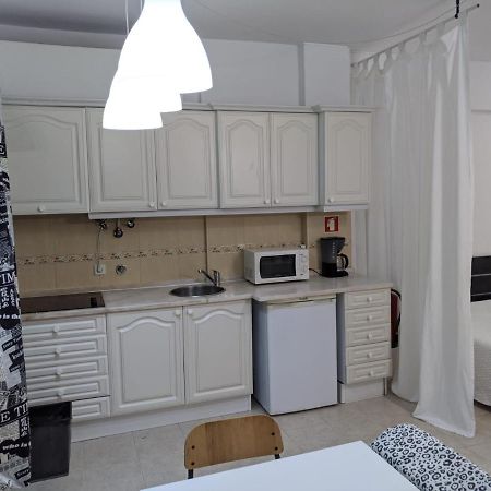 Ferienwohnung In Bed with Lisbon 15E Amadora Exterior foto