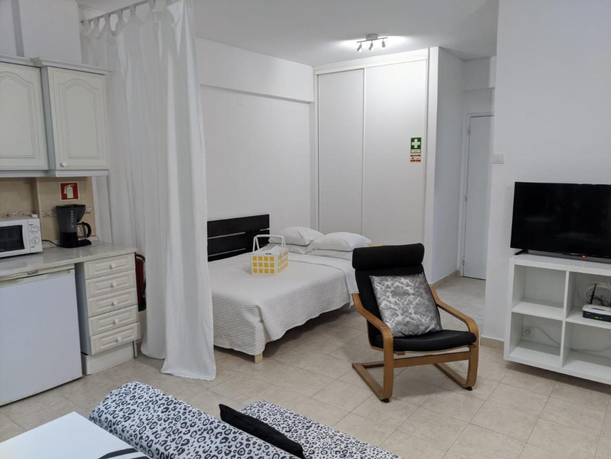 Ferienwohnung In Bed with Lisbon 15E Amadora Exterior foto